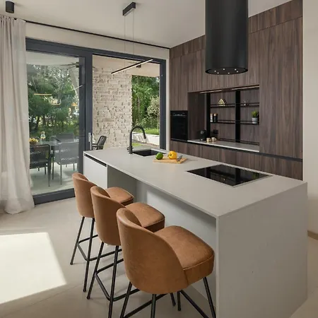Tarita Villa Porec